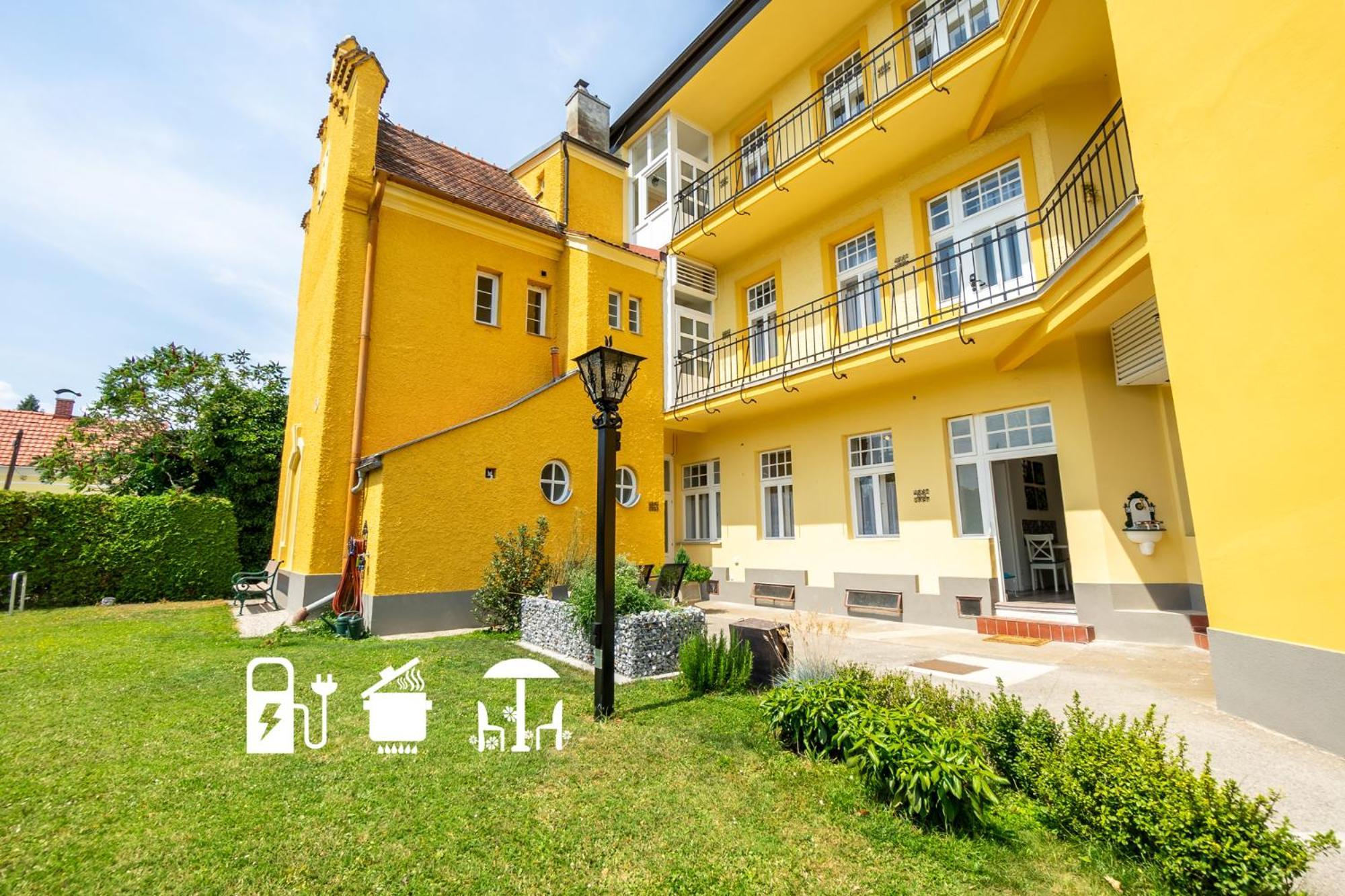 Albizia-Apartments Baden Exterior photo